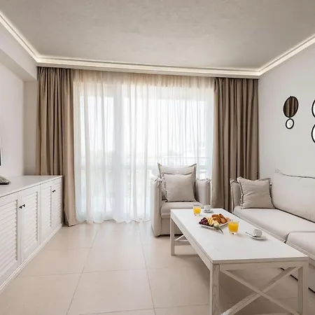 호텔 Siena Premium Retreat 로제넷츠