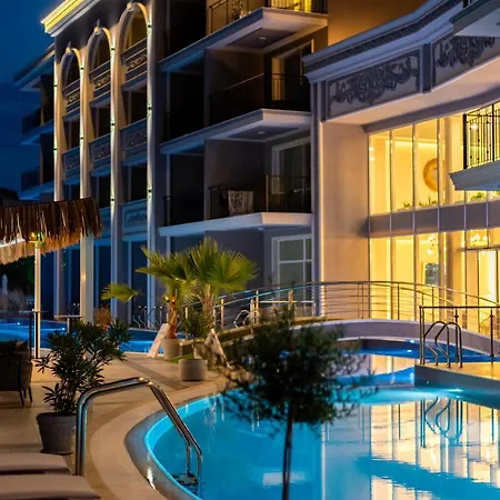 Siena Premium Retreat מלון 5*