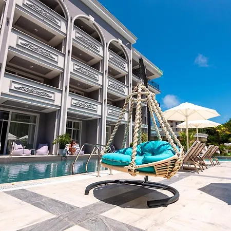 Siena Premium Retreat מלון 5*