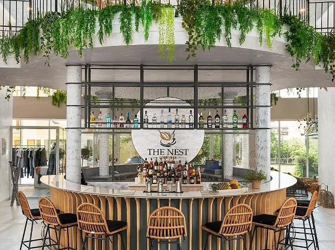 מלון Siena Premium Retreat 5*