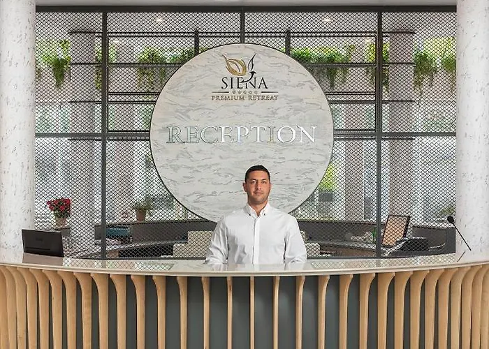 Siena Premium Retreat מלון