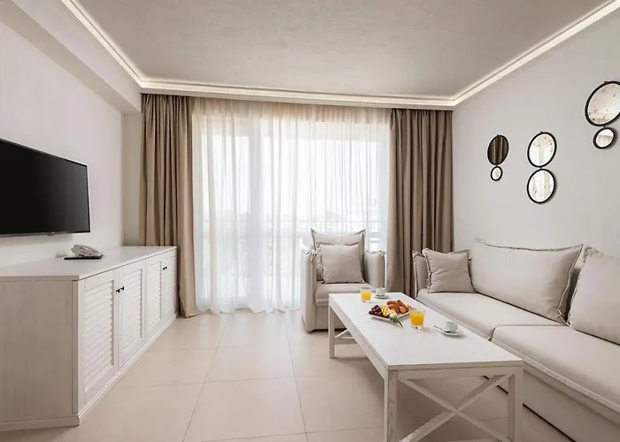 מלון Siena Premium Retreat לוזנטס