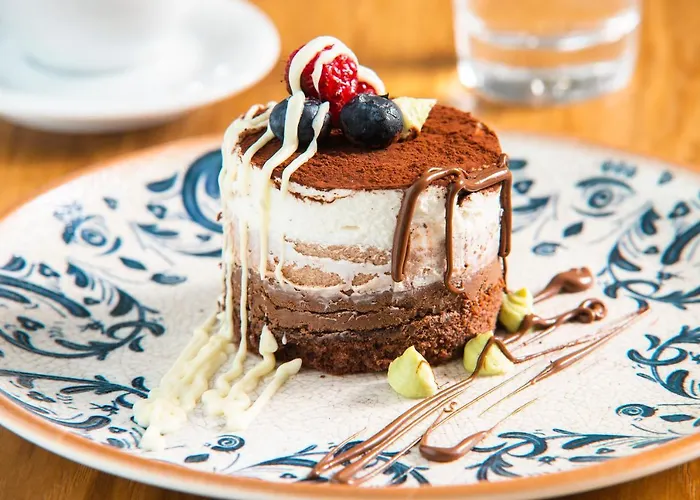 מלון Siena Premium Retreat 5*