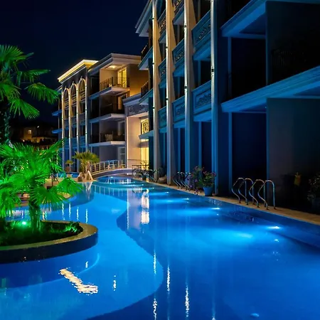 Siena Premium Retreat 5* Lozeneț