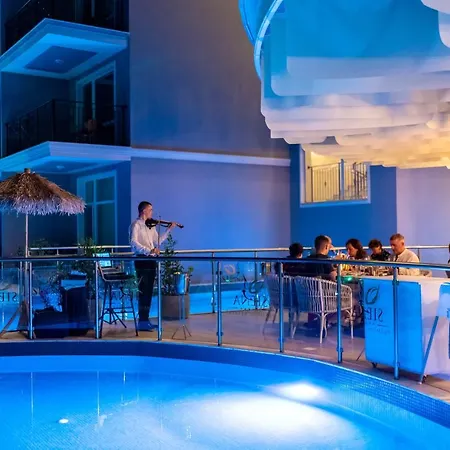 Siena Premium Retreat Hotel