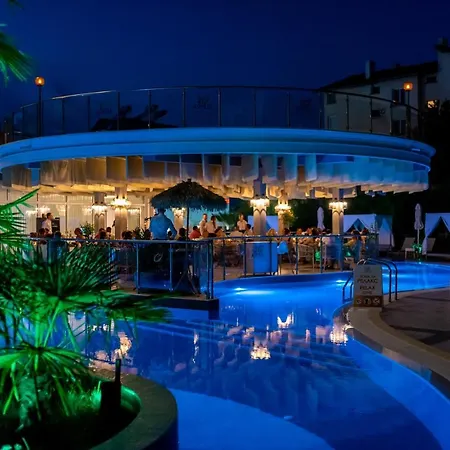 Siena Premium Retreat Hotel Lozeneț